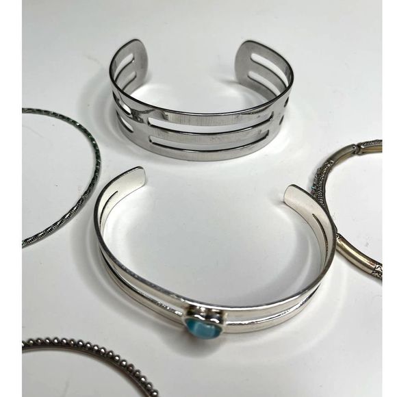 Silver Tones Vintage Bangle Bracelet lot Bundle - Picture 4 of 5